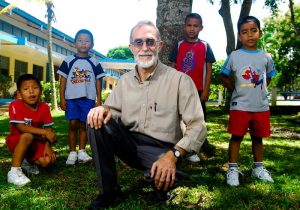Fortunato Peirotén P. Director de la Ciudad del Niño En Exclusiva – Diciembre, 2007 – “Ángeles de carne y hueso”.