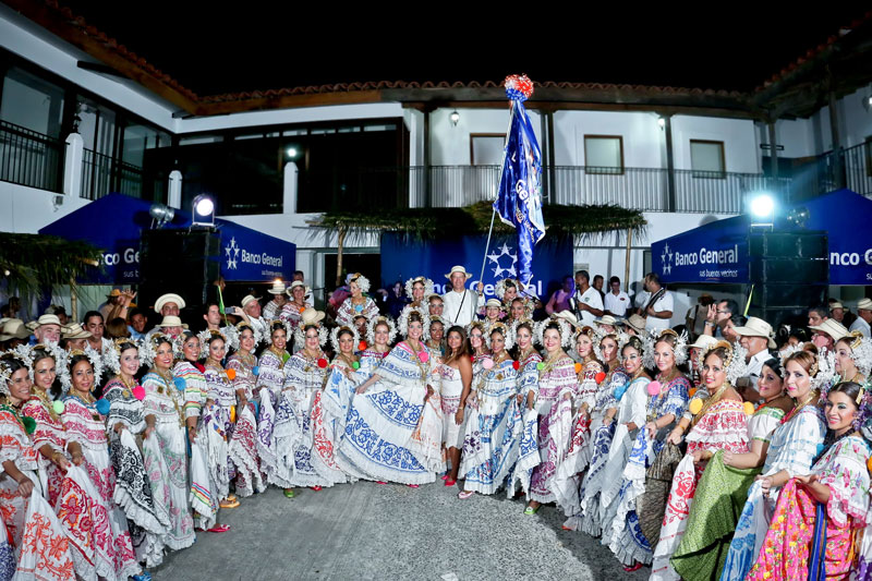 Feria de las 1,000 polleras