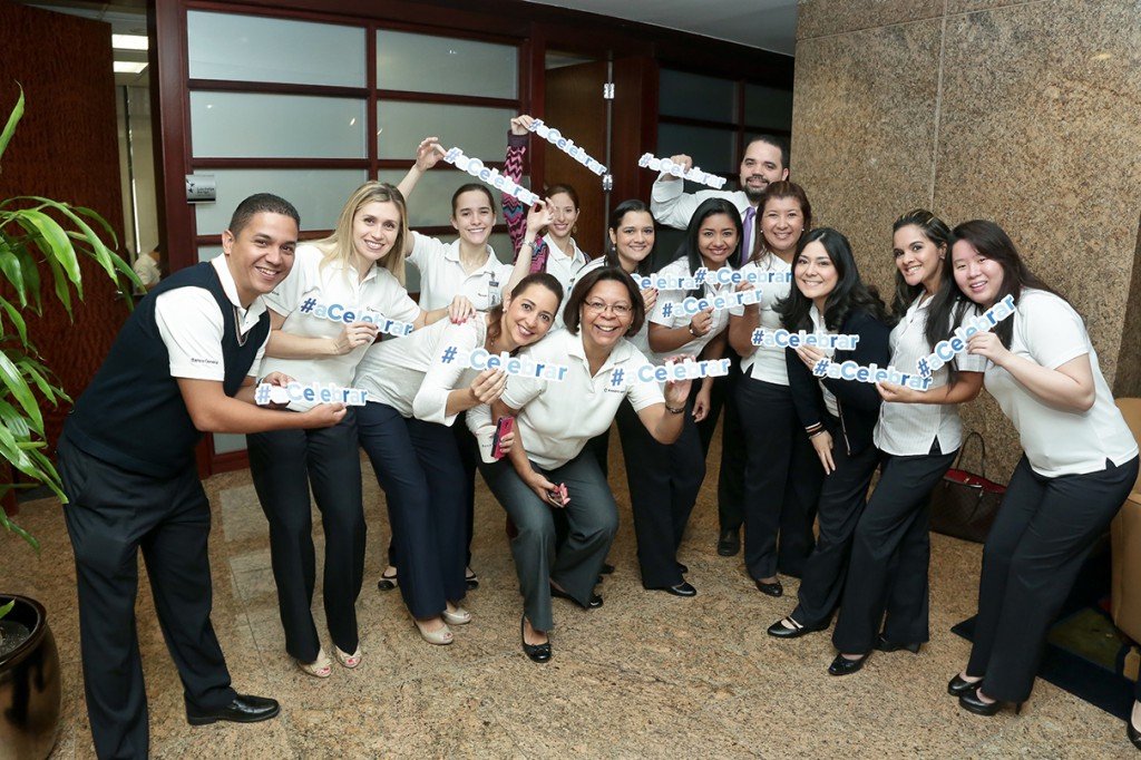 Lanzamiento empleados